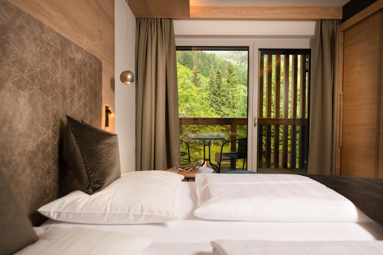 ראוריס Hotel Alpina מראה חיצוני תמונה