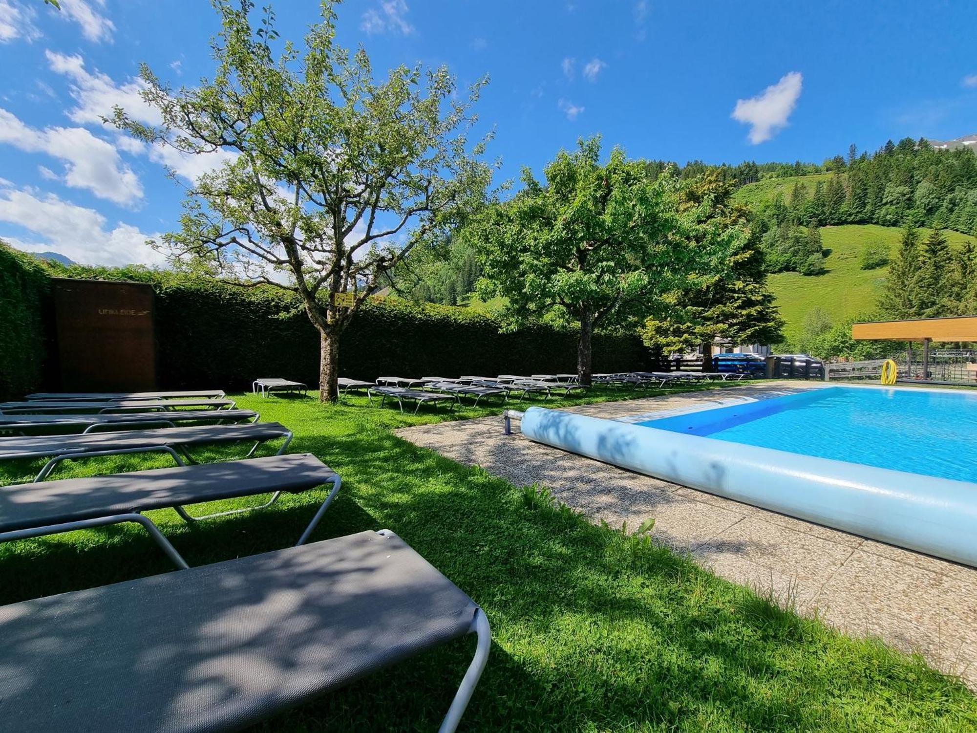 ראוריס Hotel Alpina מראה חיצוני תמונה