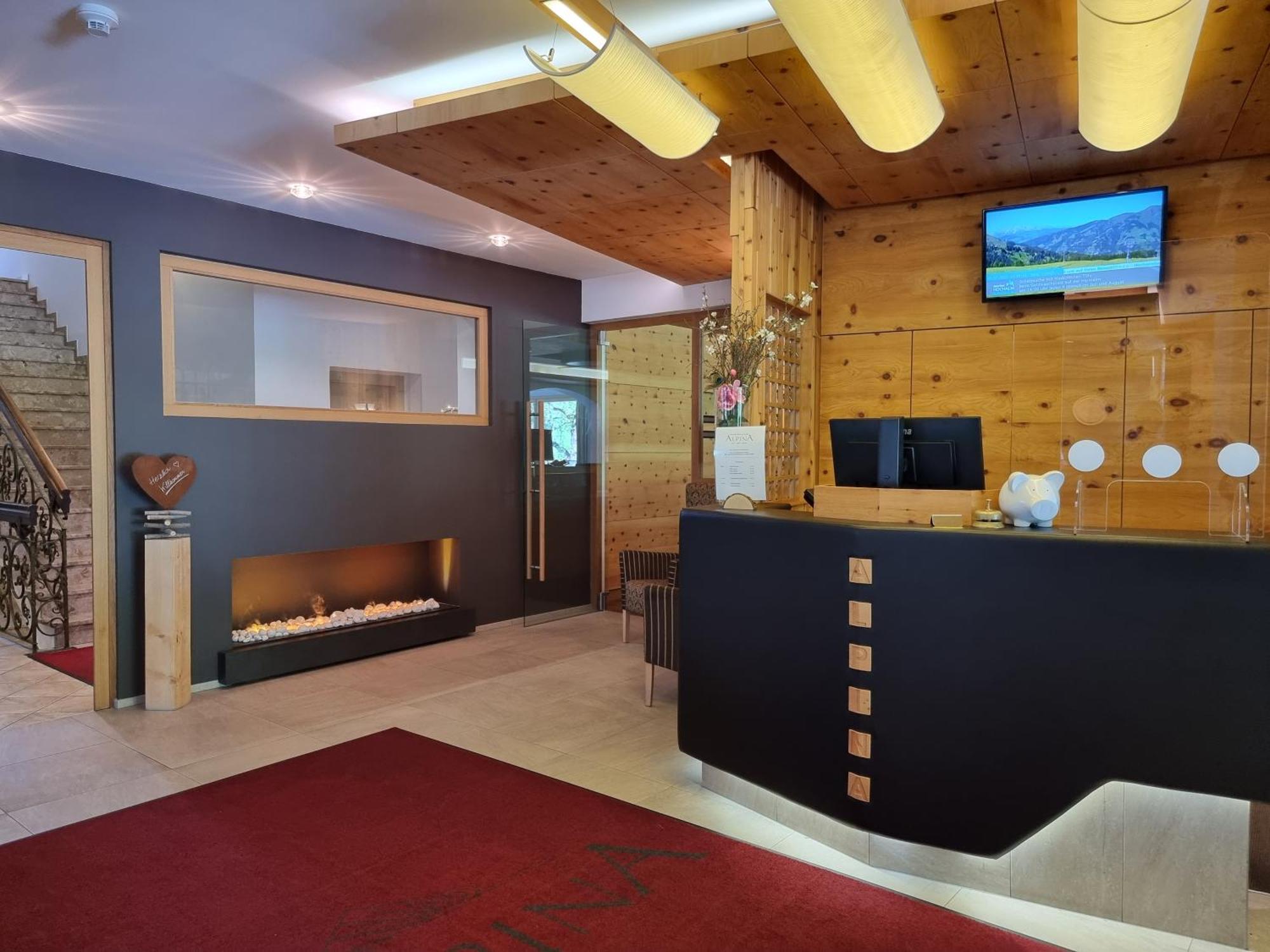 ראוריס Hotel Alpina מראה חיצוני תמונה