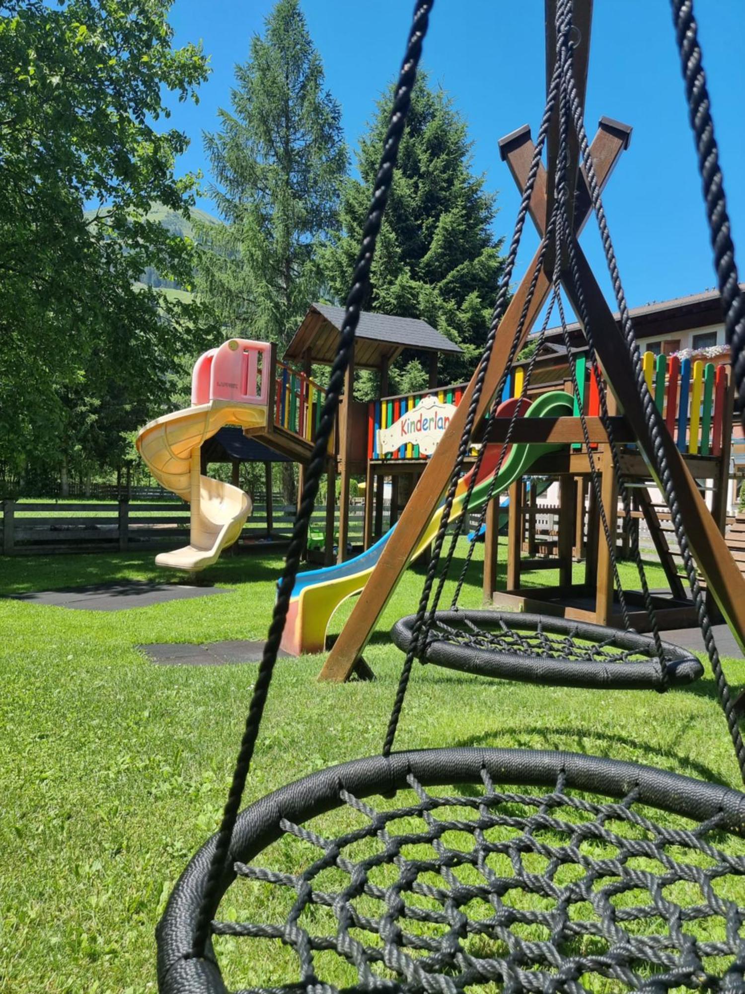 ראוריס Hotel Alpina מראה חיצוני תמונה