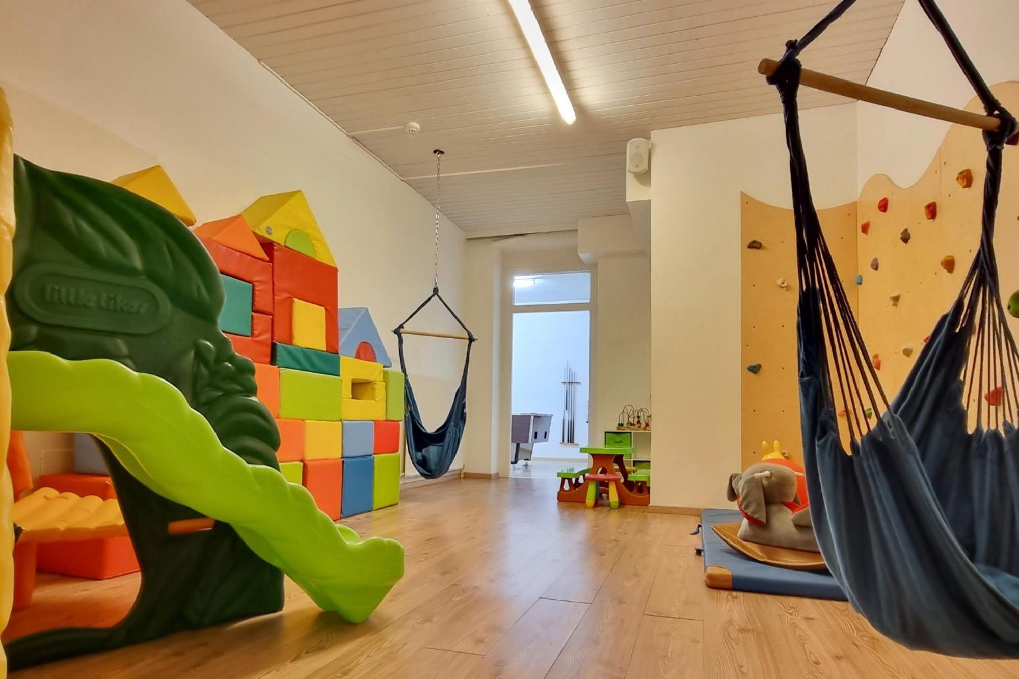 ראוריס Hotel Alpina מראה חיצוני תמונה