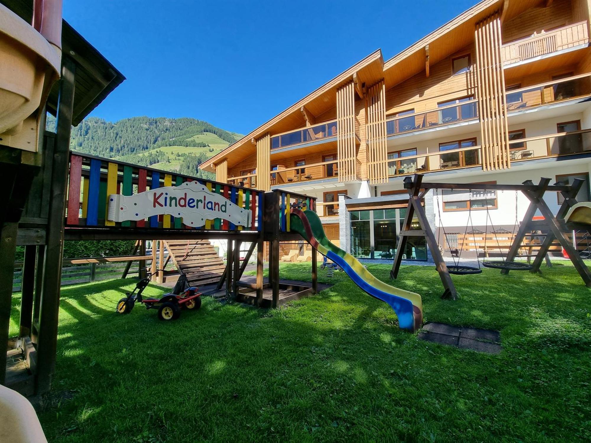 ראוריס Hotel Alpina מראה חיצוני תמונה