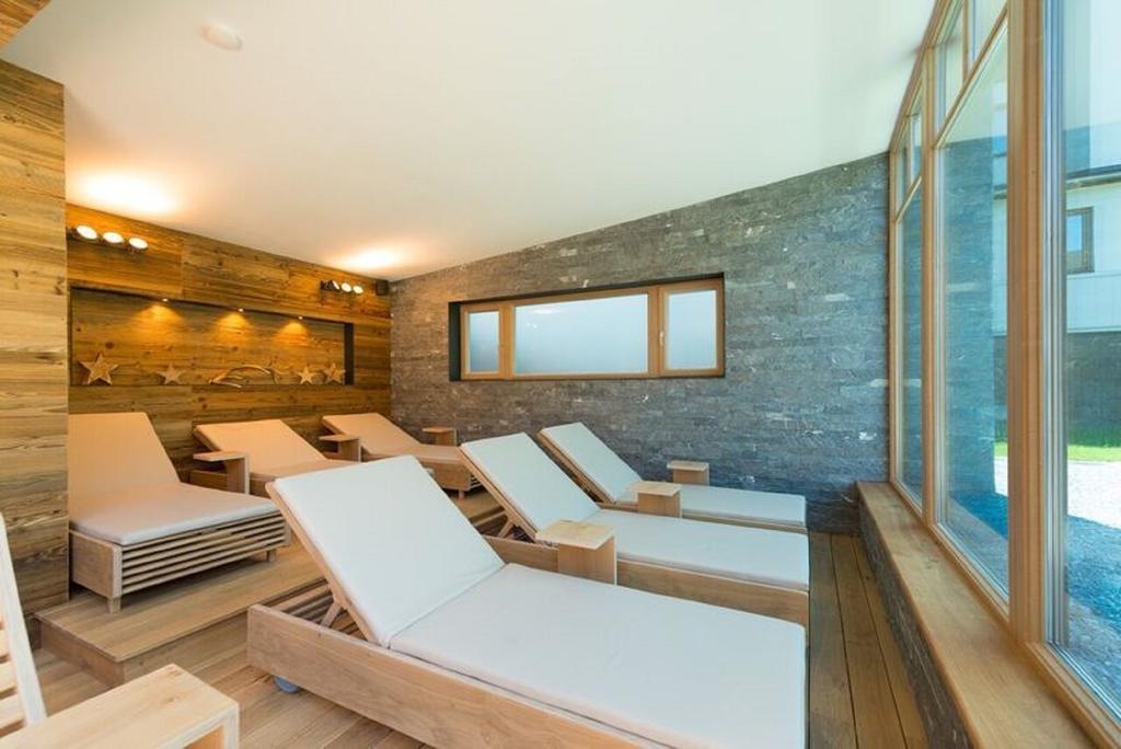 ראוריס Hotel Alpina מראה חיצוני תמונה